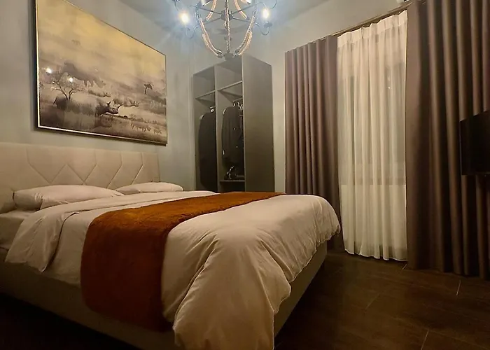 Individualliving 4 Excellent Location! ! !